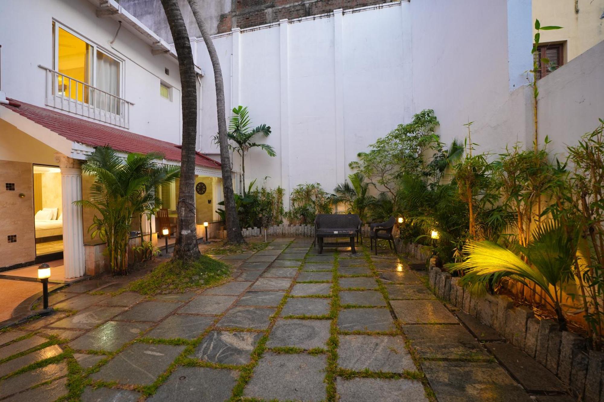 Avenue 11 Boutique Residences, Poes Garden Ченнаї Екстер'єр фото